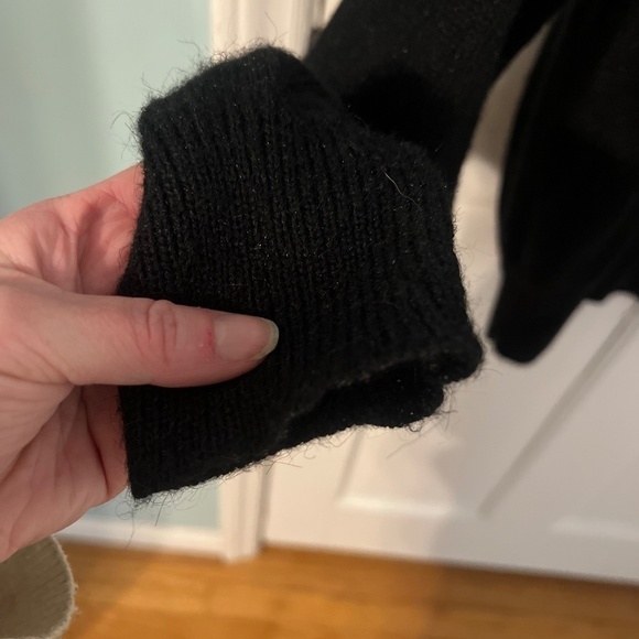 Amazing Beaded Vintage Sweater - Picture 9 of 11